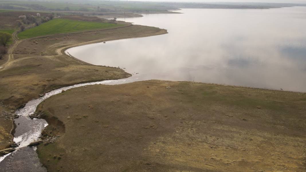 Bir ilde daha su yasağı: Uymayanlara ağır ceza var! Barajlarda su seviyesi yüzde 10'a düştü 5
